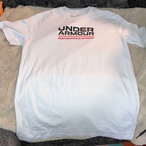 🎉4 for $20 Under Armour Tee, Medium